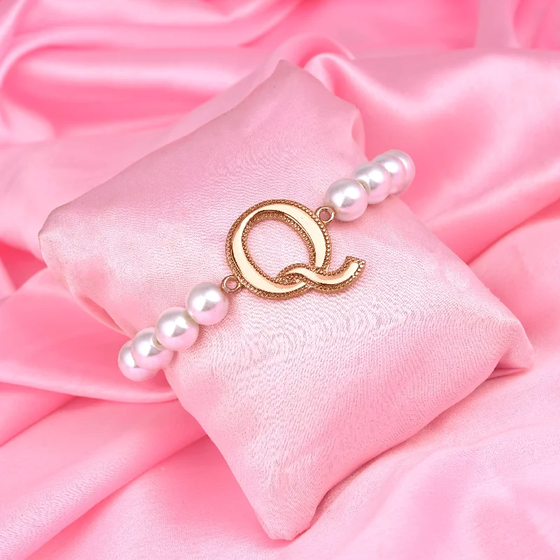 beaded bracelet with red jasper for vitality-Estele Rose Gold Plated Quirky "Q" Letter Pearl Bracelet for Women